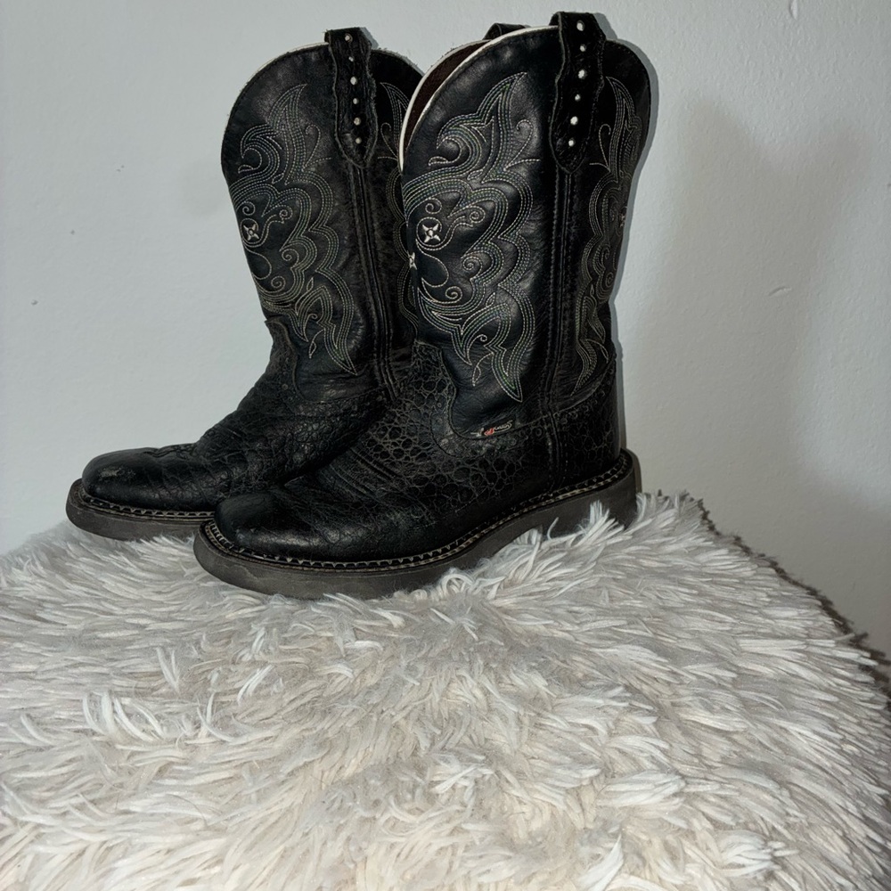 Justin Boots Black Heeled Boots
